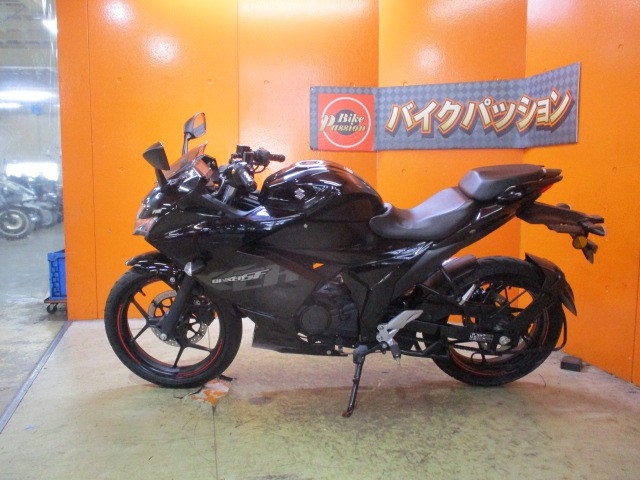 反対側もこの通り状態グッド！！ビギナーでも安心の純正フルノーマル車！冗談抜きの早い者勝ちの一台！！